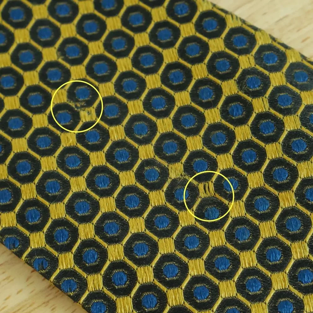 Ermenegildo Zegna 100% Silk Tie Jacquard Gold Blue Dot print 55